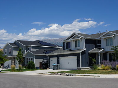 Parkside neighborhood at Water's Edge
