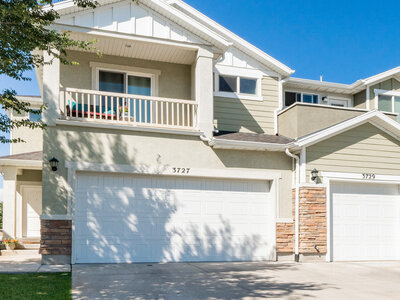 Thanksgiving Meadows townhomes in Lehi