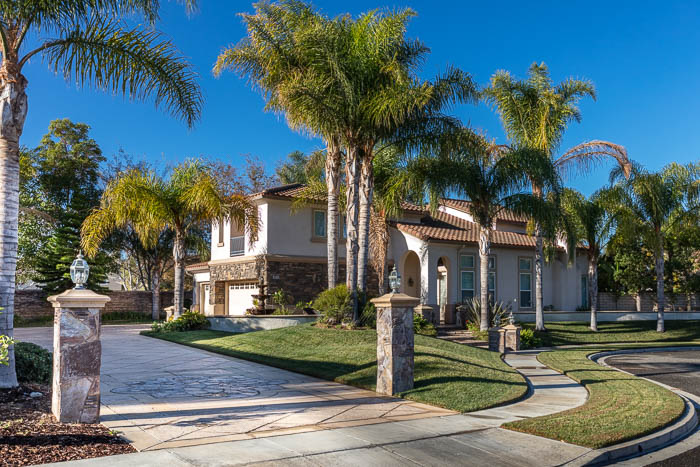 Exterior of 4815 Caminito Mirador