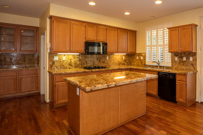 Kitchen-4815 Caminito Mirador, Camarillo