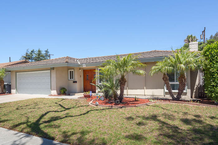 731 Kentwood Dr - Exterior