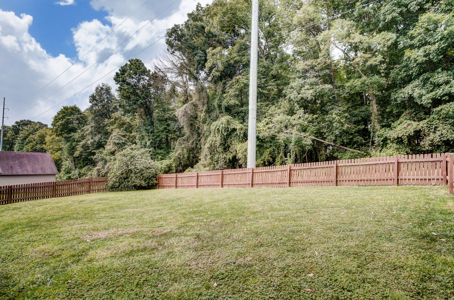 999 Forest Hills Rd Heath, OH 43056