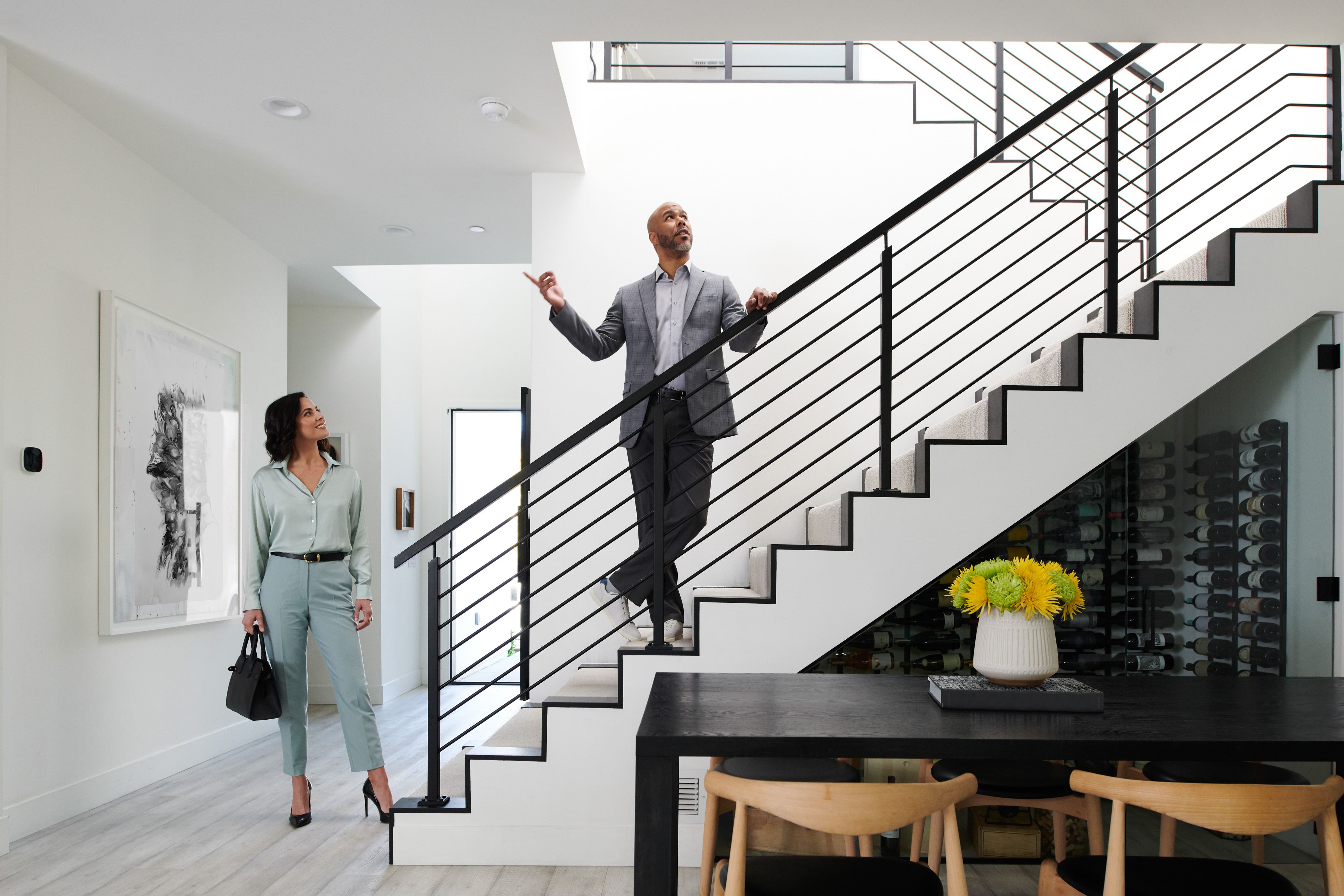 Everything You Need to Know About HOAs in Orange County Neighborhoods