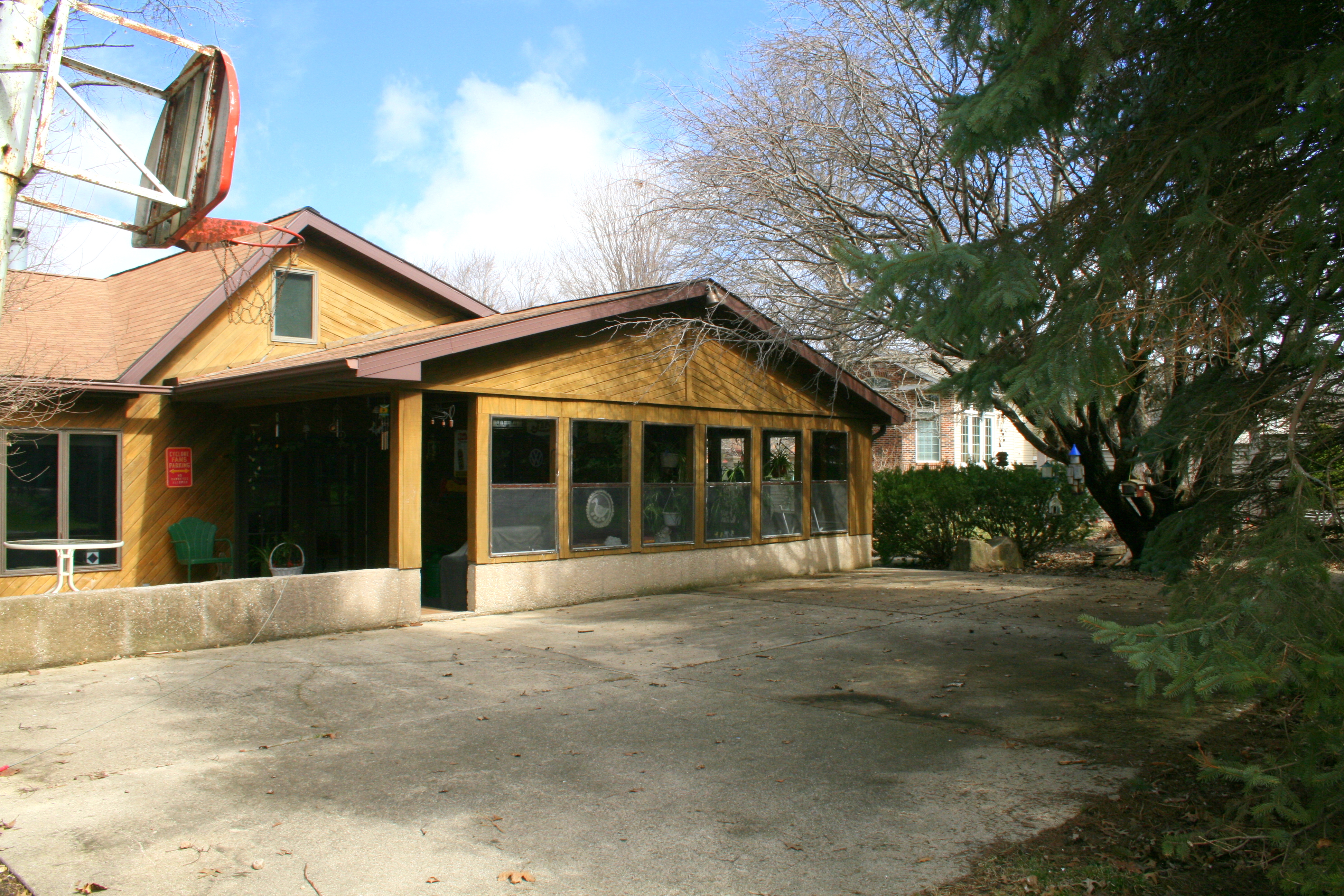 Weaver Realtors Featured Properties