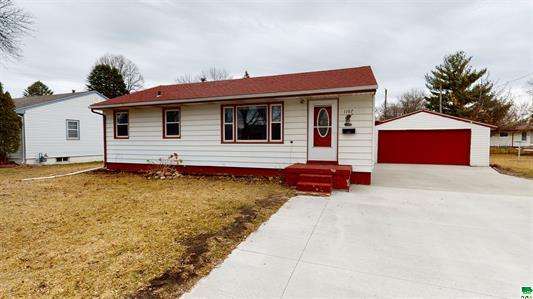 1107 Erie St Storm Lake IA