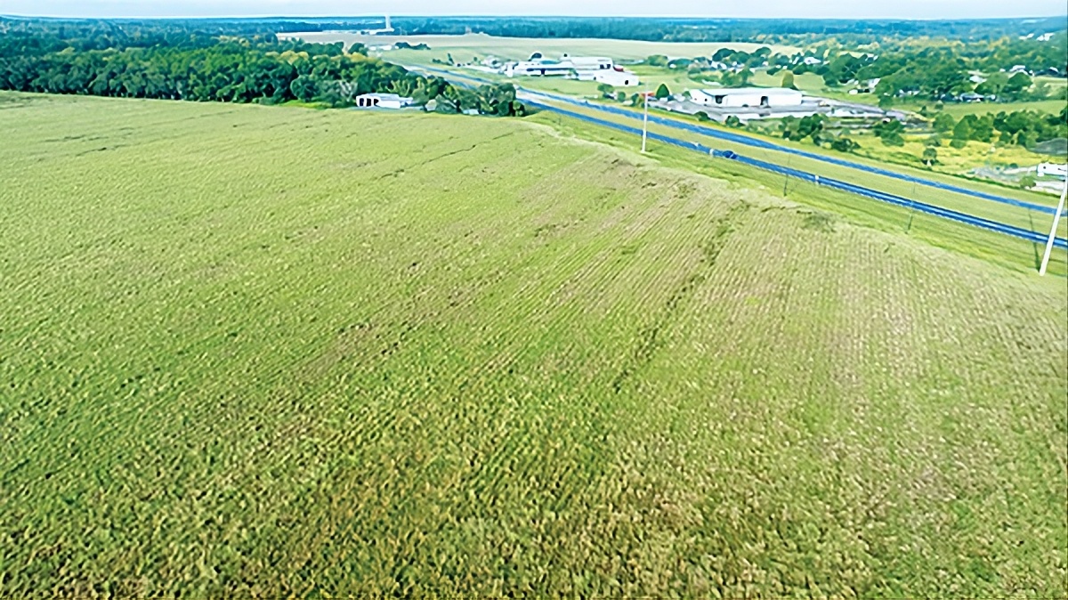Open land along State Road 207 in East Palatka, future Alford Farms location