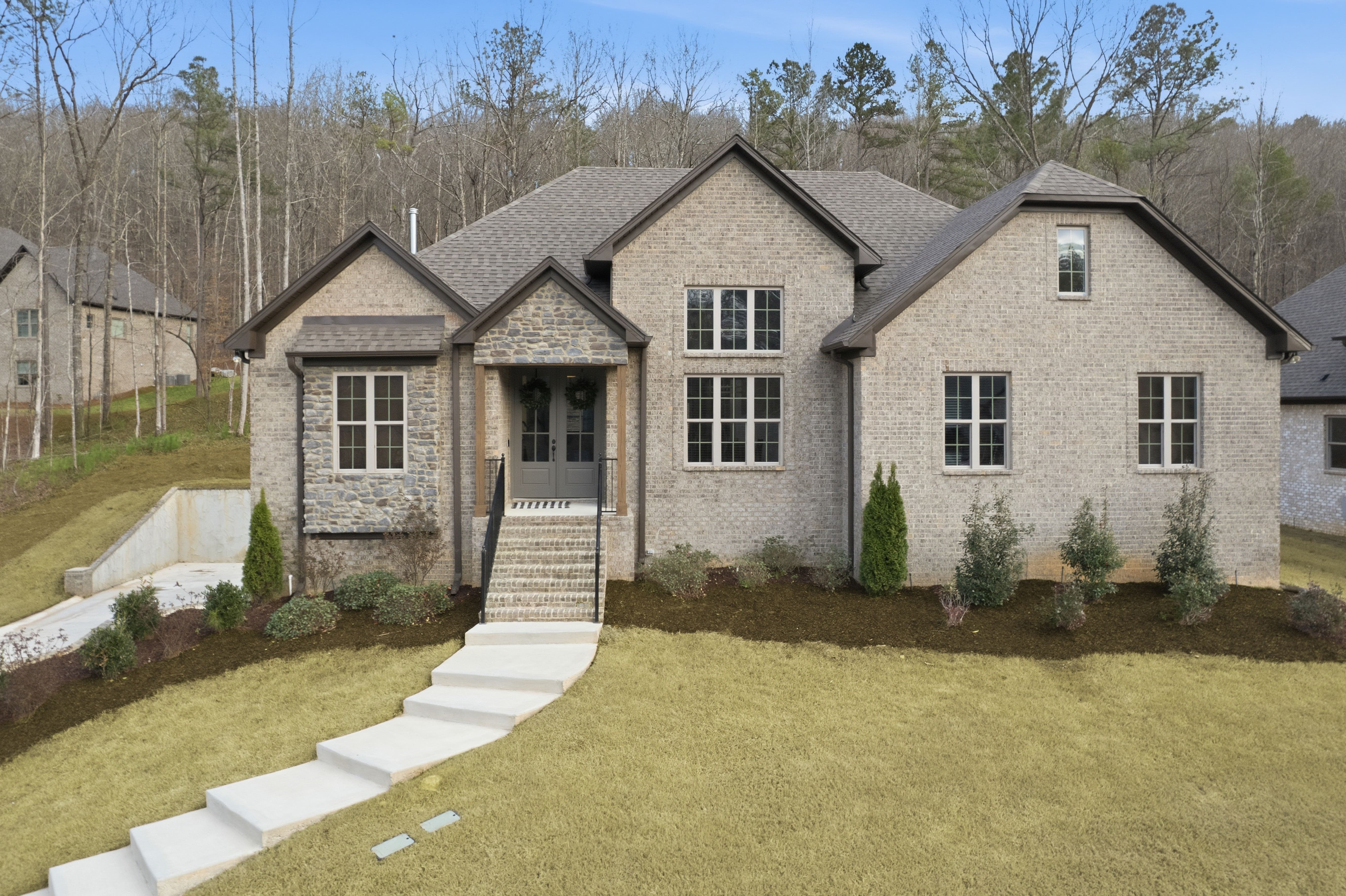 2092 Grey Oaks Terrace, Pelham, AL 35124