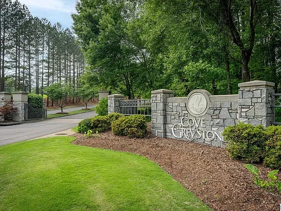 Entrance to Greystone Cove neighborhood in Hoover Alabama
