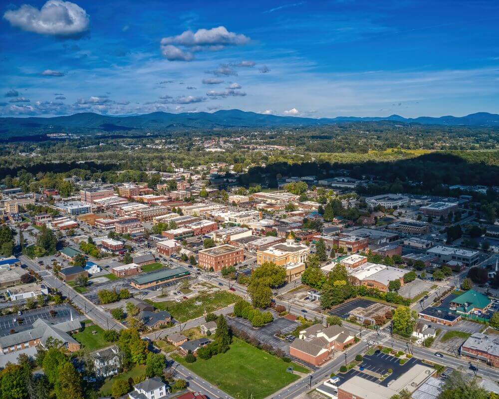 Hendersonville, NC Real Estate