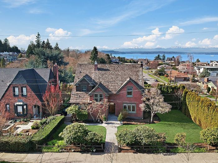 West Seattle North Admiral Classic Tudor Photos