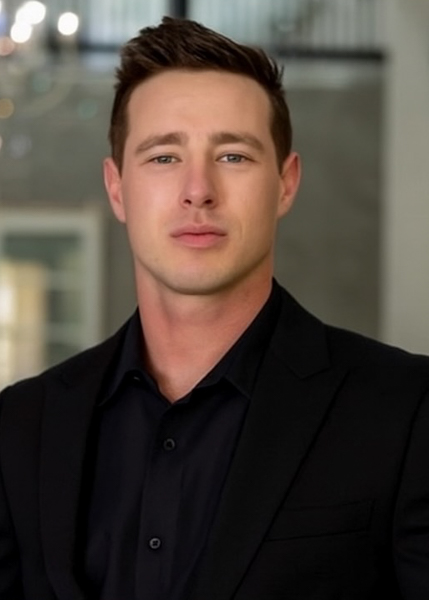 Kyle Norton - bluecoast realty