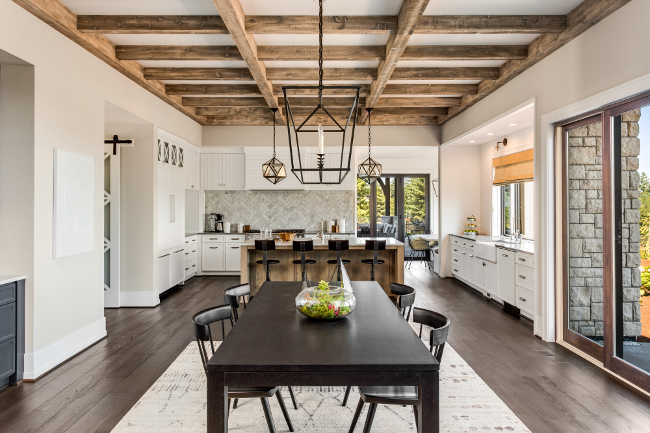 Selling your home: find out how much your home is worth.