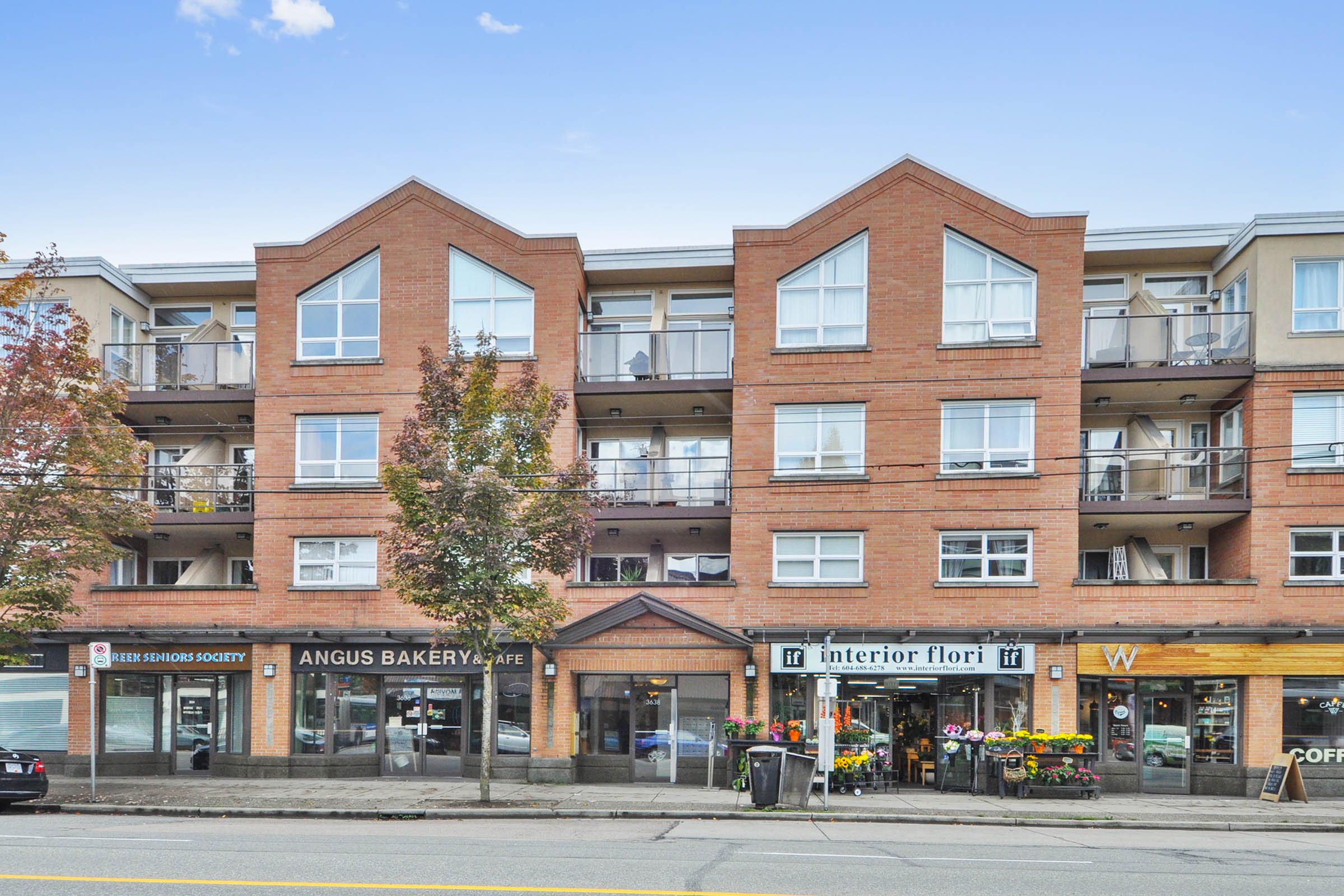 Condo For Sale 411 3638 W Broadway 1 Bedroom Penthouse with View in