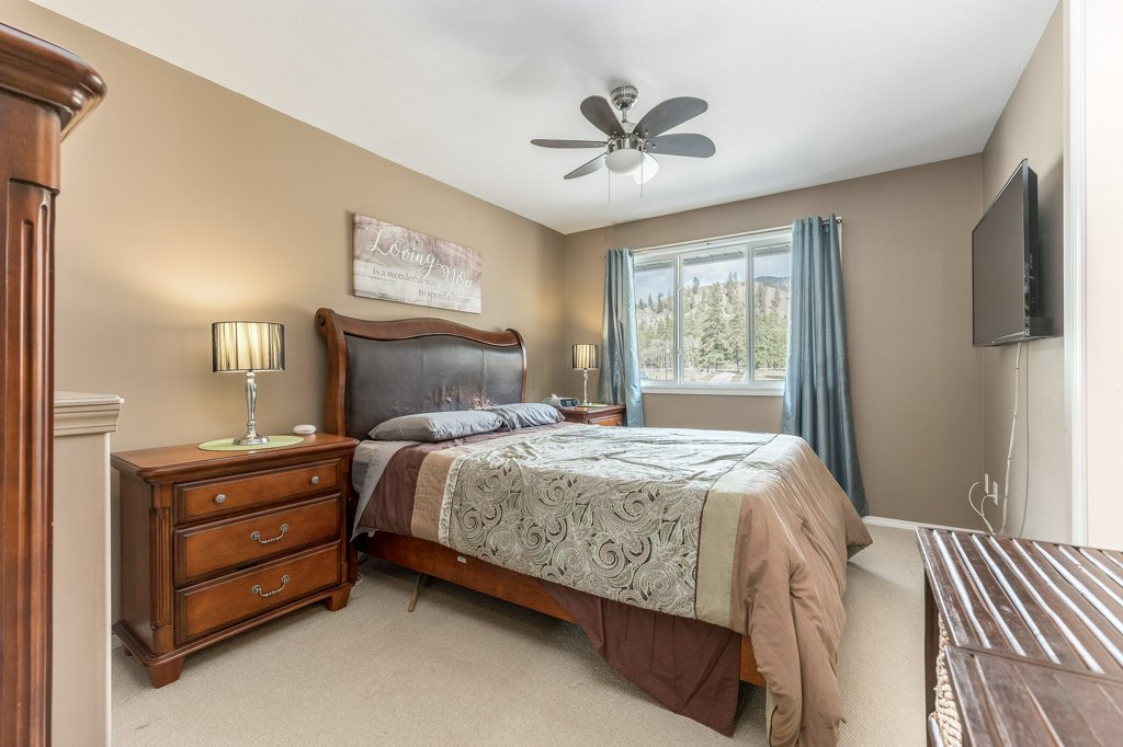 102 5460 Clements Crescent, Peachland, BC Townhome for Sale in