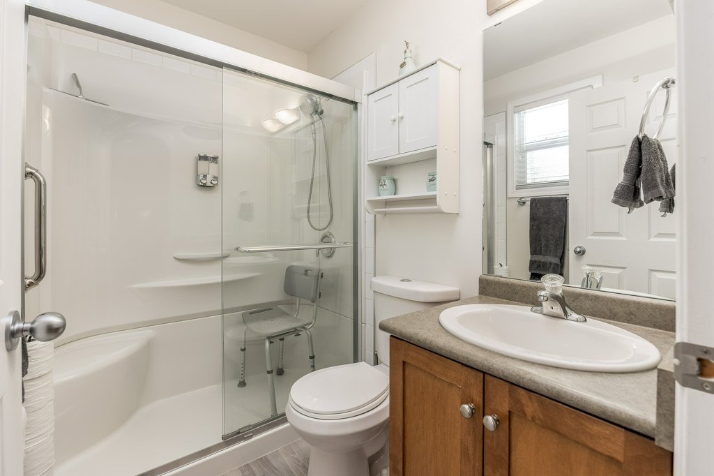 102 5460 Clements Crescent, Peachland, BC Townhome for Sale in