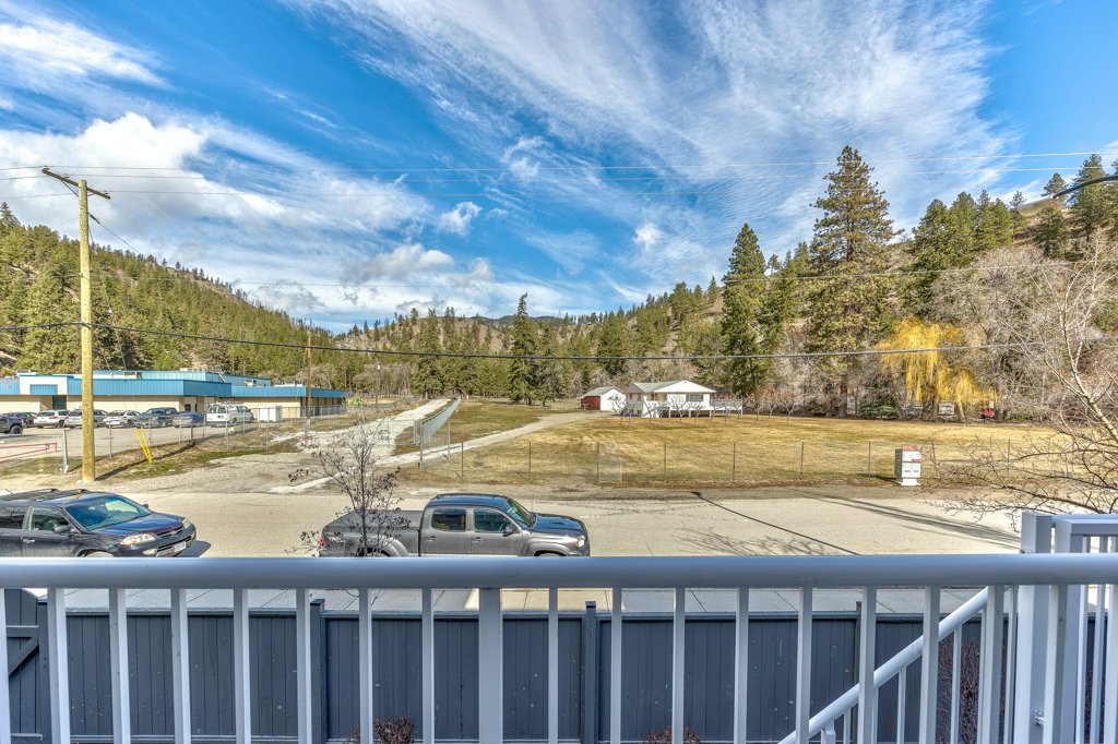 102 5460 Clements Crescent, Peachland, BC Townhome for Sale in Peachland, BC