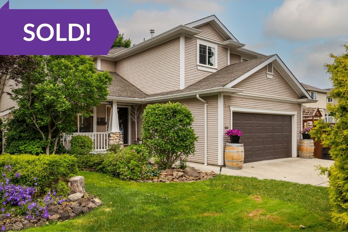 Front of 140-2220 Shannon Ridge Dr. West Kelowna, BC