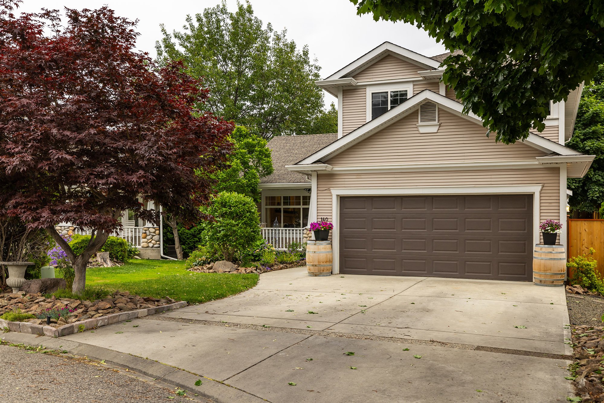 140 2220 Shannon Ridge Dr, West Kelowna, BC Home for Sale in West Kelowna, BC