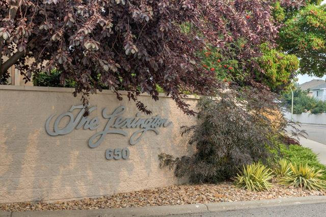 Lexington Kelowna BC Sign